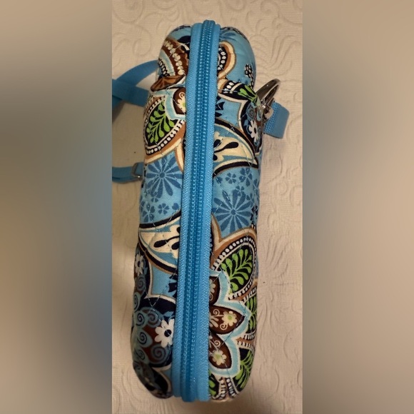 Gently Used Vera Bradley Blue Floral Tablet Hard Case - Picture 3 of 6